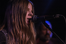 Sarah Shook & the Disarmers