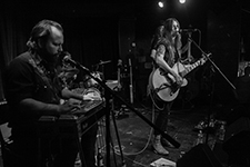 Sarah Shook & the Disarmers