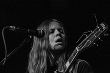 Sarah Shook & the Disarmers