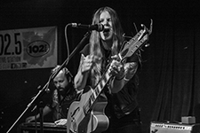 Sarah Shook & the Disarmers