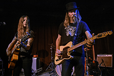 Sarah Shook & the Disarmers