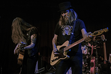 Sarah Shook & the Disarmers