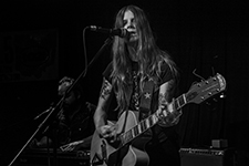 Sarah Shook & the Disarmers